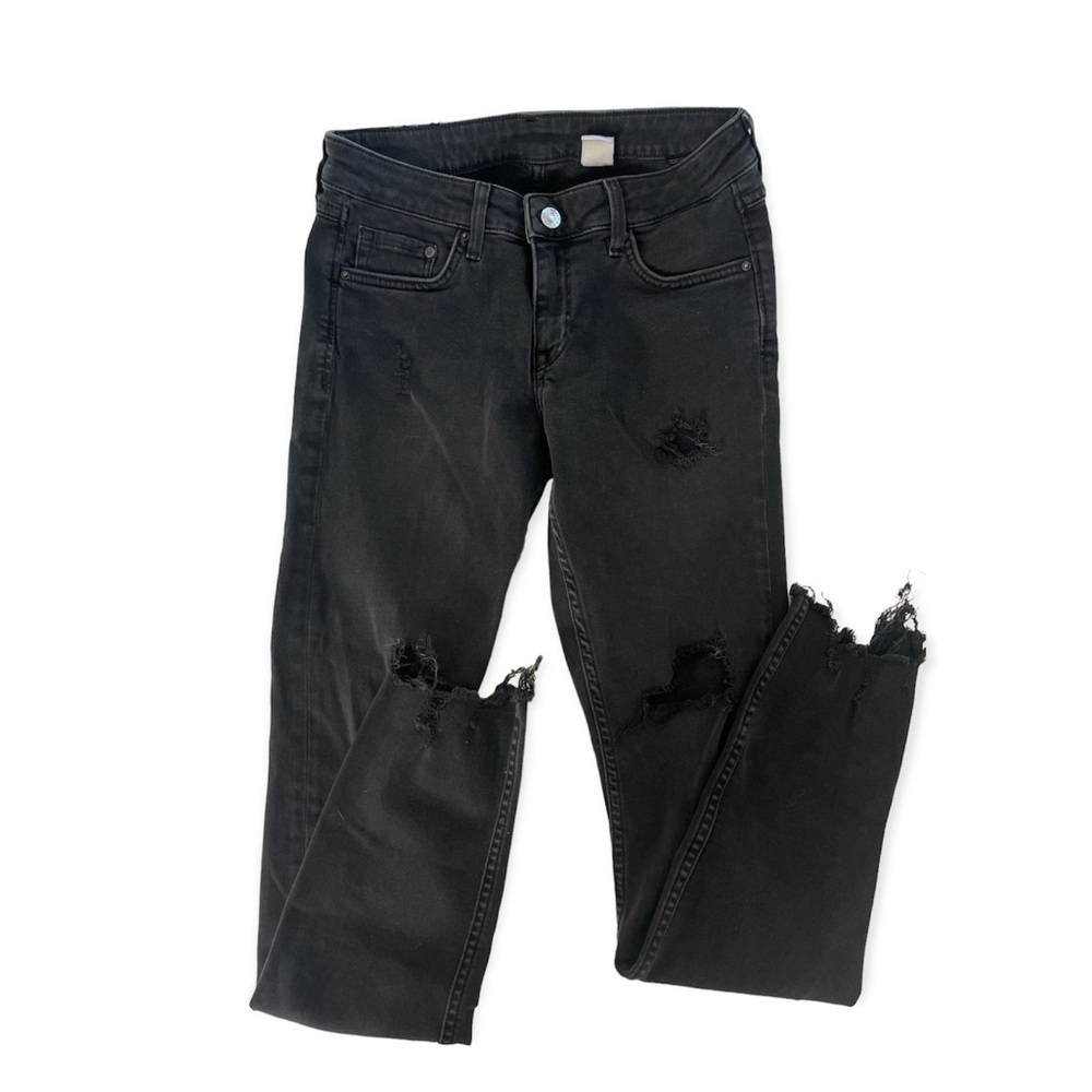 Black High-Waisted Distressed Skinny Jeans (Size 28)